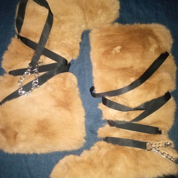 AZALEA WANG "TWISTED TEDDY" Cozy Faux Fur Boots with Black Accents - Picture 3 of 6